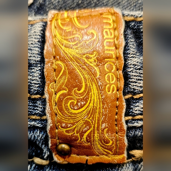 Maurices Jeans - Picture 7 of 9